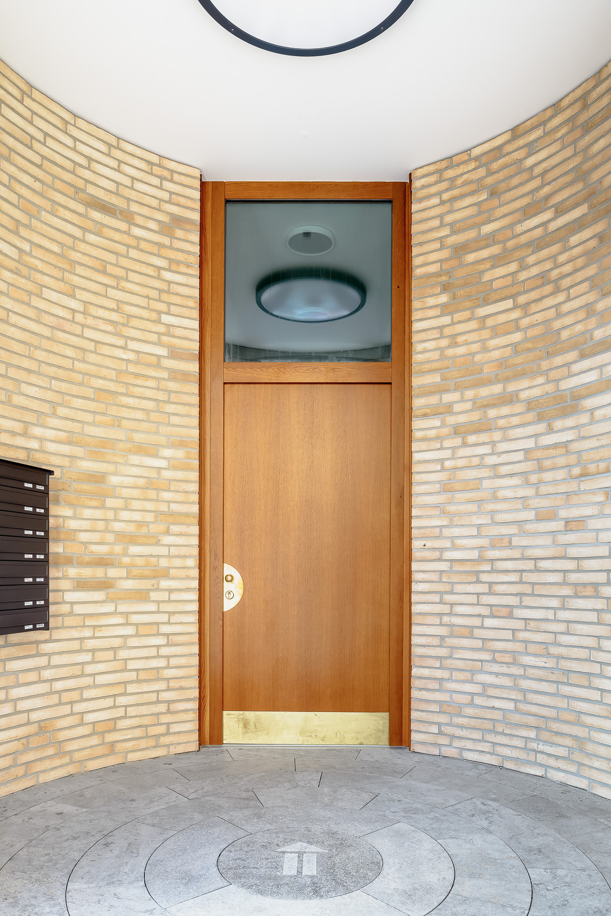 HOS